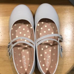 Girls White Dress Shoes
